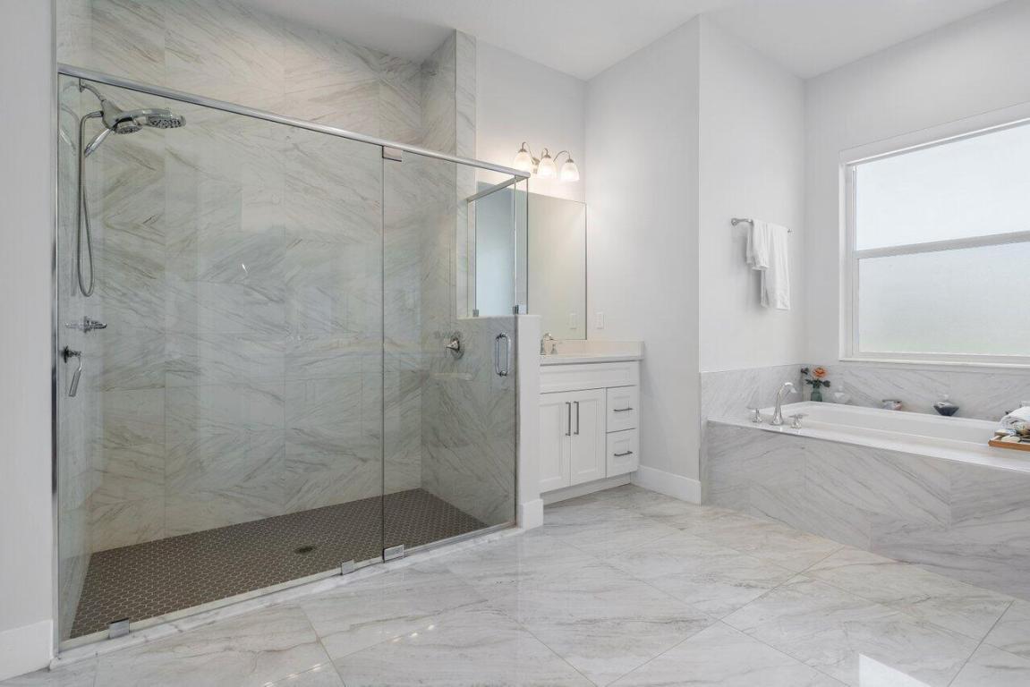 15200 Northlake Boulevard