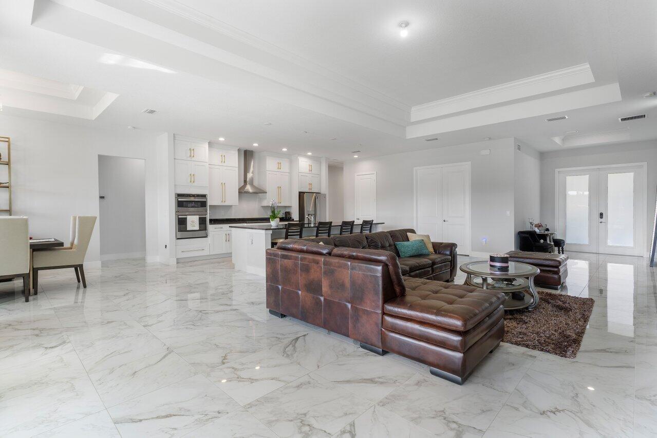 15200 Northlake Boulevard