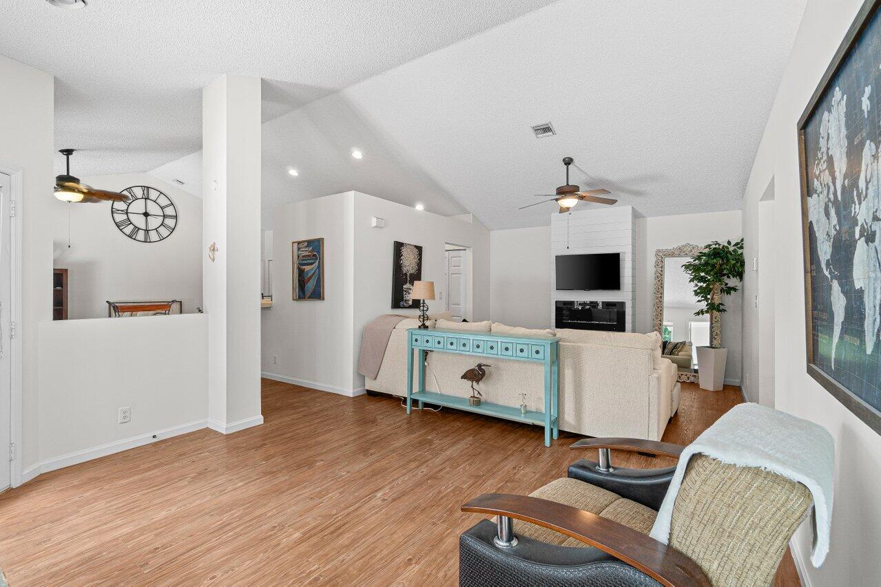 116 Stirrup Lane