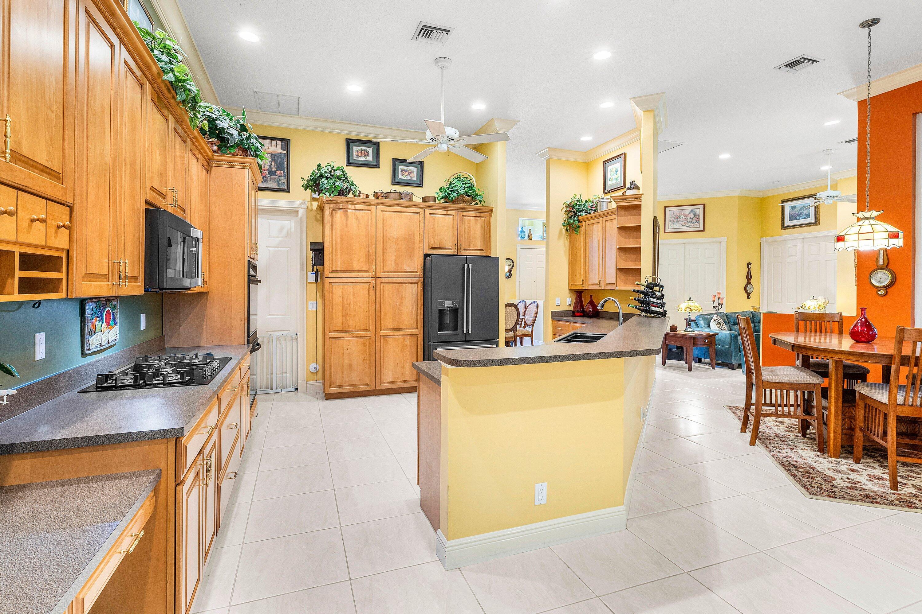 15625 Orange Boulevard