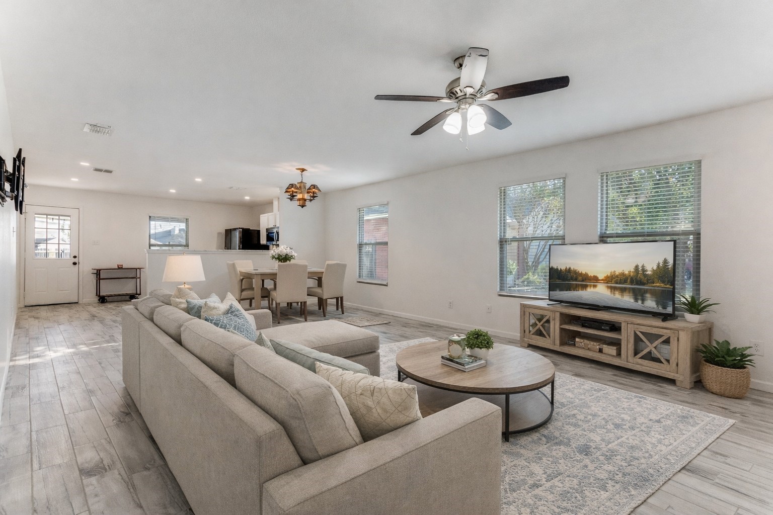 1112 Day Dream Drive