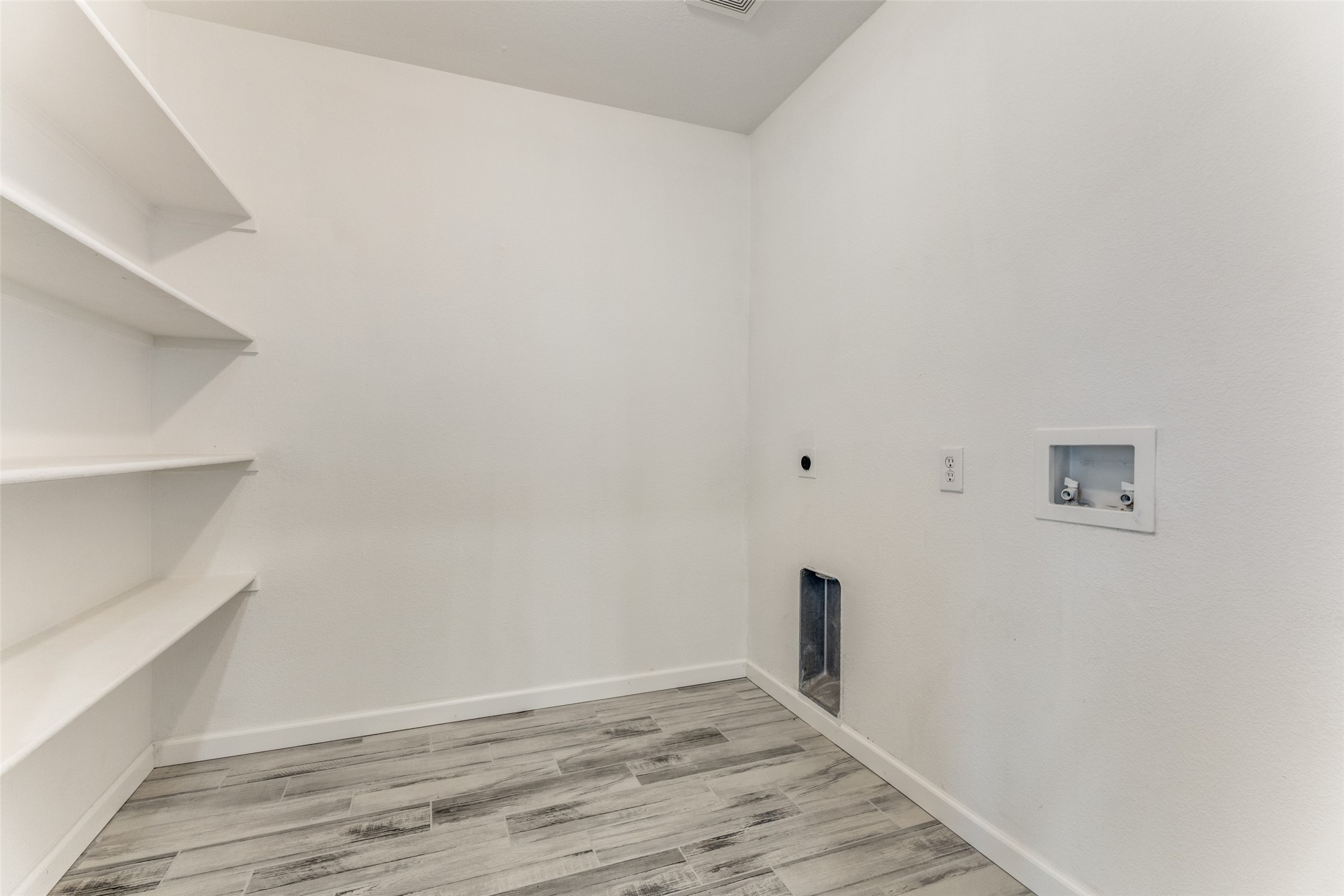 1112 Day Dream Drive