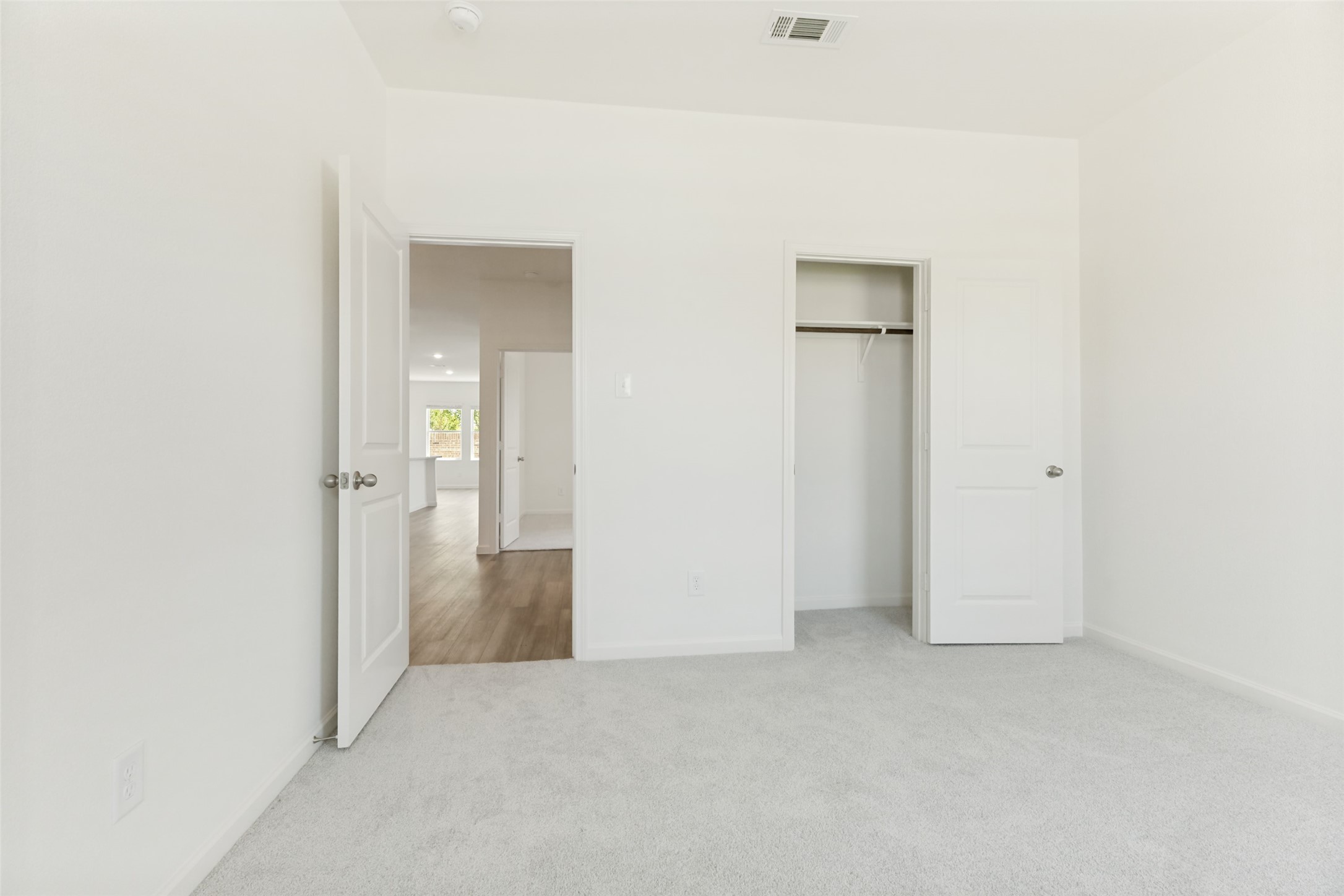 4705 Harlequin Drive
