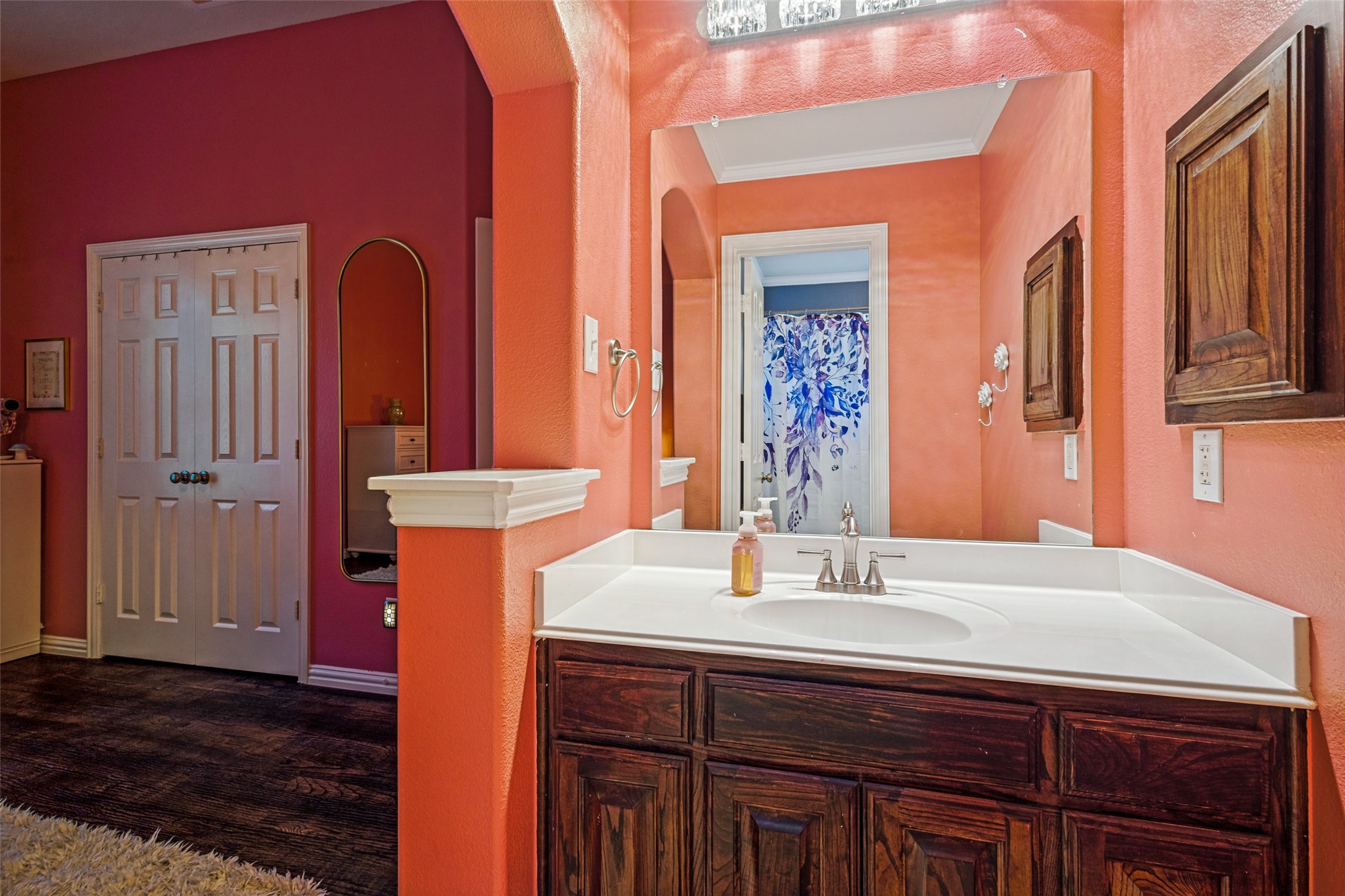 8704 Wyatt Circle