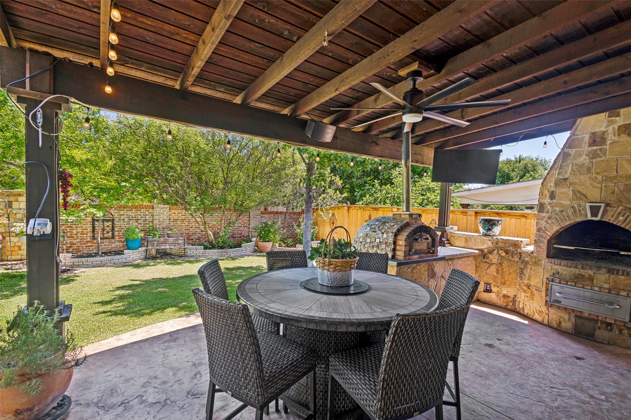 8704 Wyatt Circle
