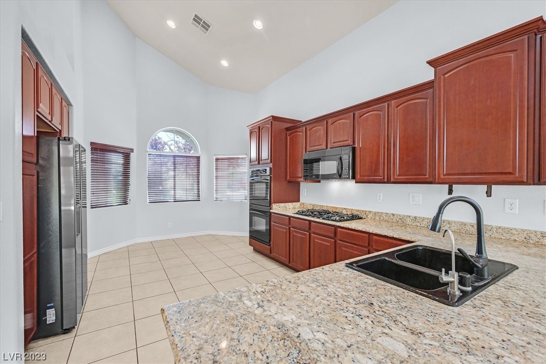 3797 Via Di Girolamo Avenue
