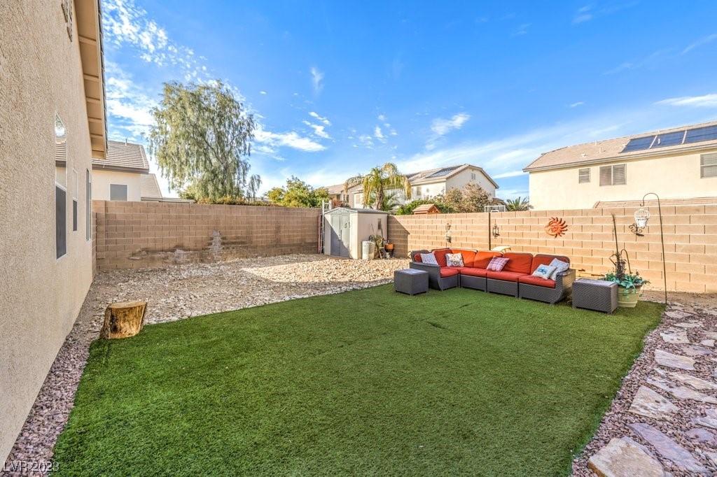 8832 Reining Spur Avenue