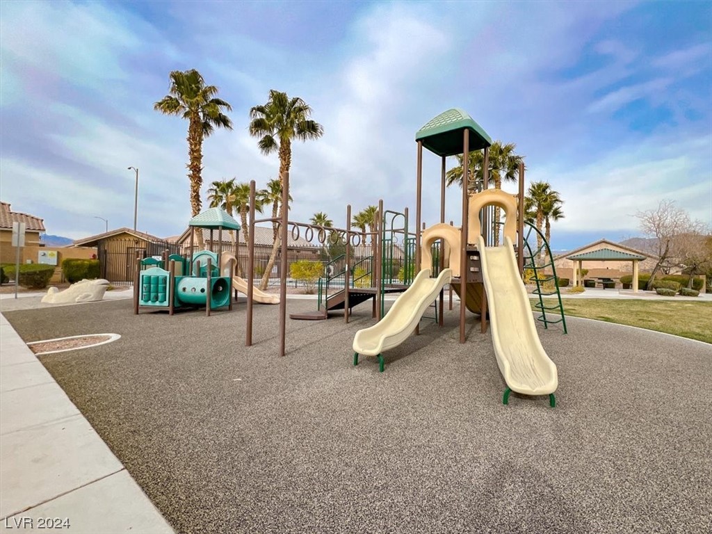 6044 Towboat Street 103