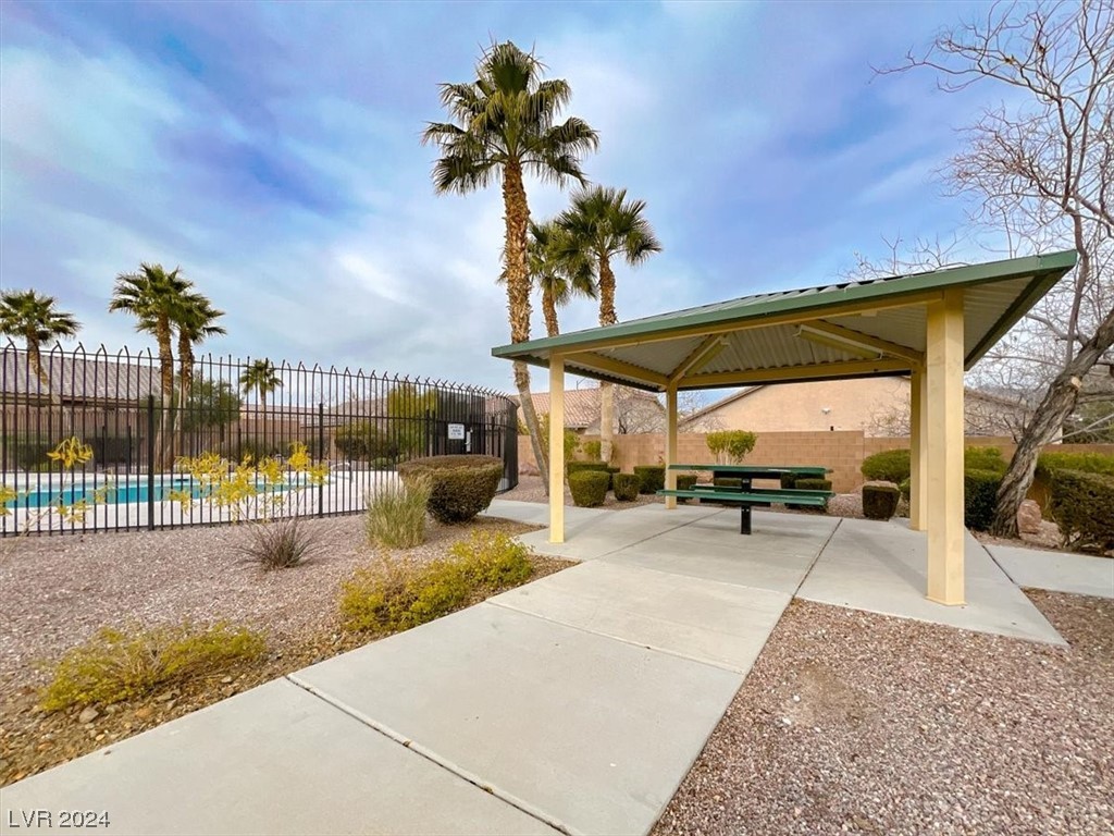 6044 Towboat Street 103