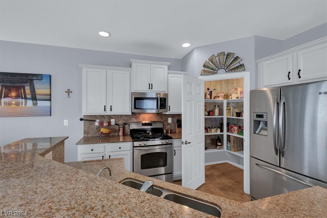 6044 Towboat Street 103