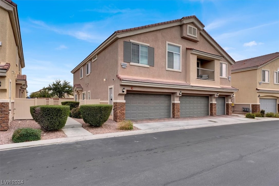 6044 Towboat Street 103