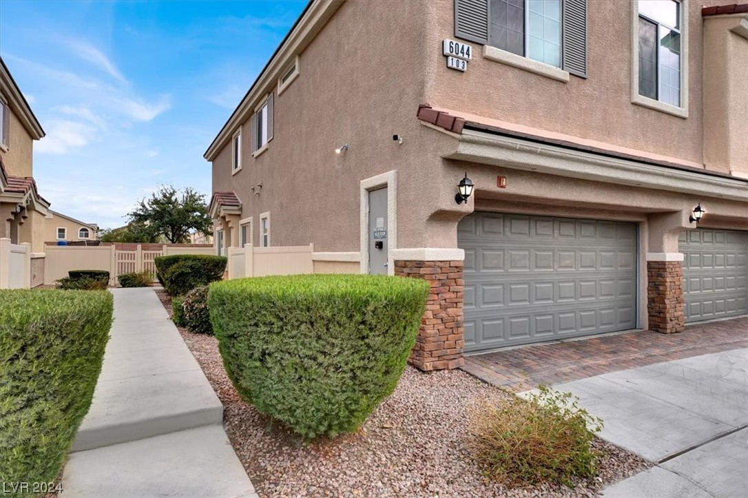 6044 Towboat Street 103