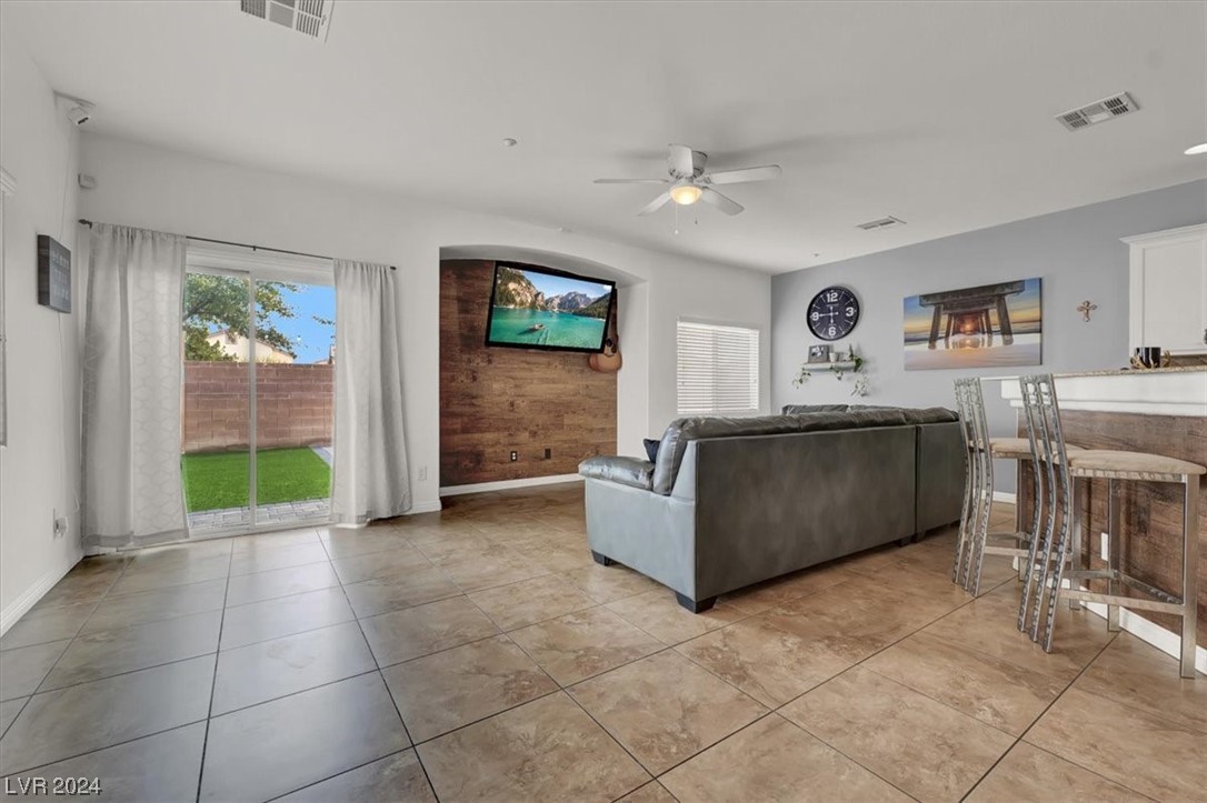 6044 Towboat Street 103