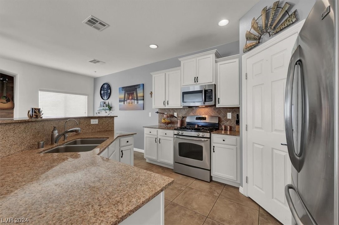 6044 Towboat Street 103