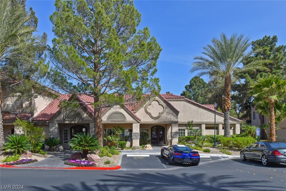 2200 South Fort Apache Road 2157