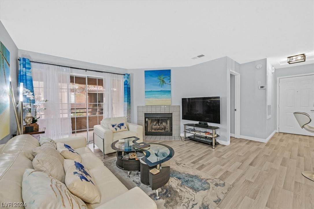 2200 South Fort Apache Road 2157