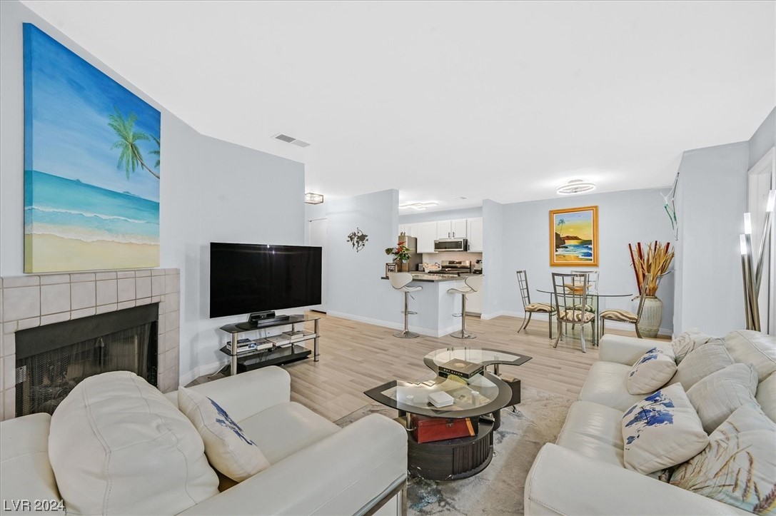 2200 South Fort Apache Road 2157