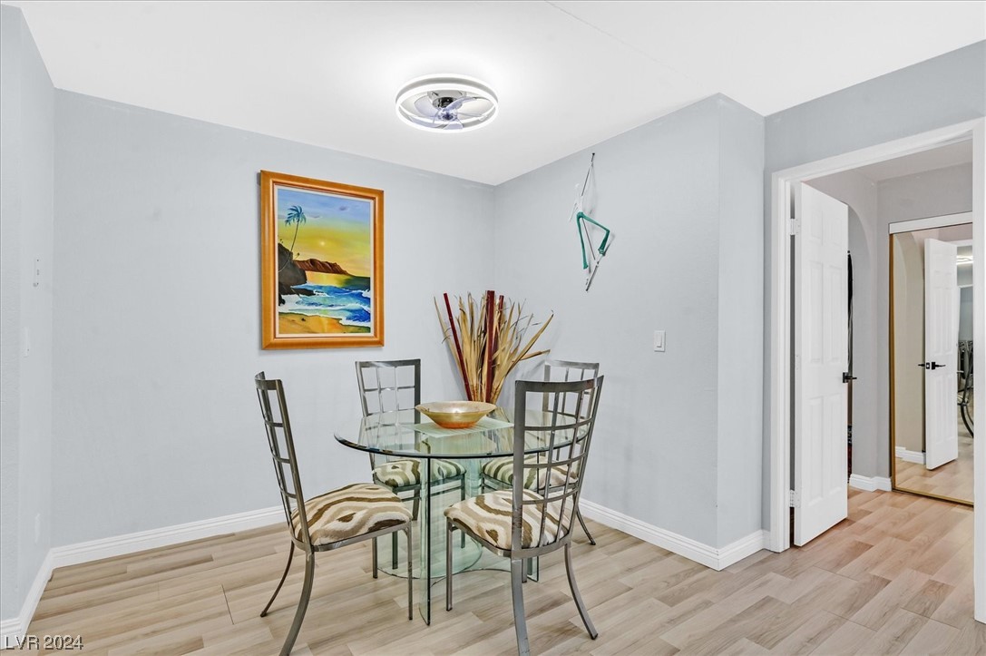 2200 South Fort Apache Road 2157