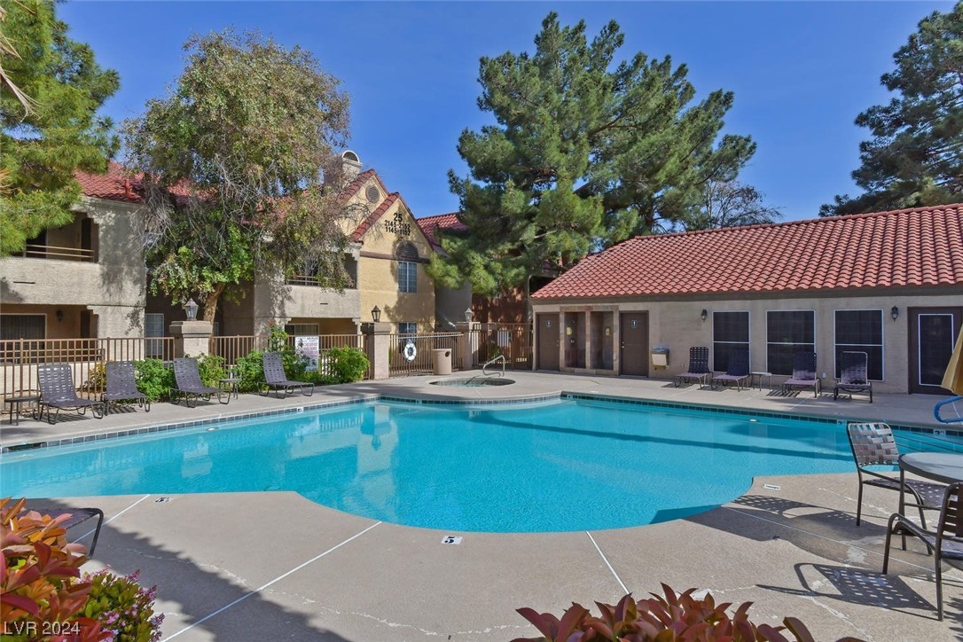 2200 South Fort Apache Road 2157