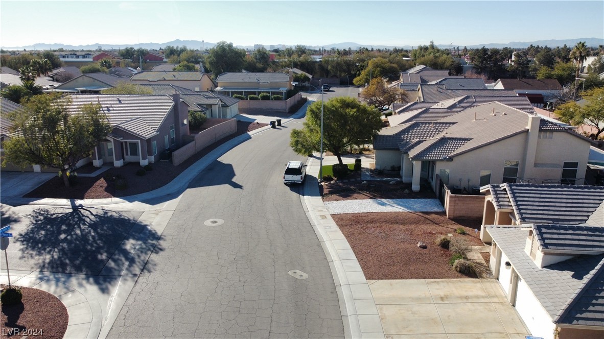 4513 Colonial Canyon Street