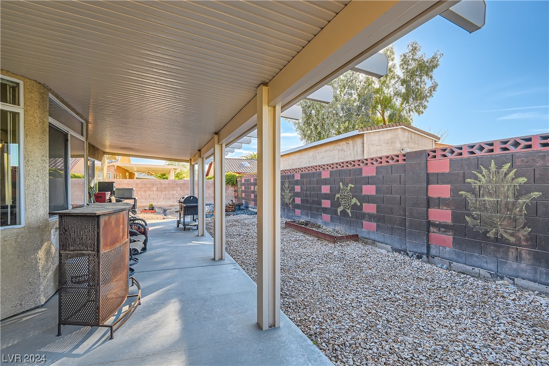 4513 Colonial Canyon Street