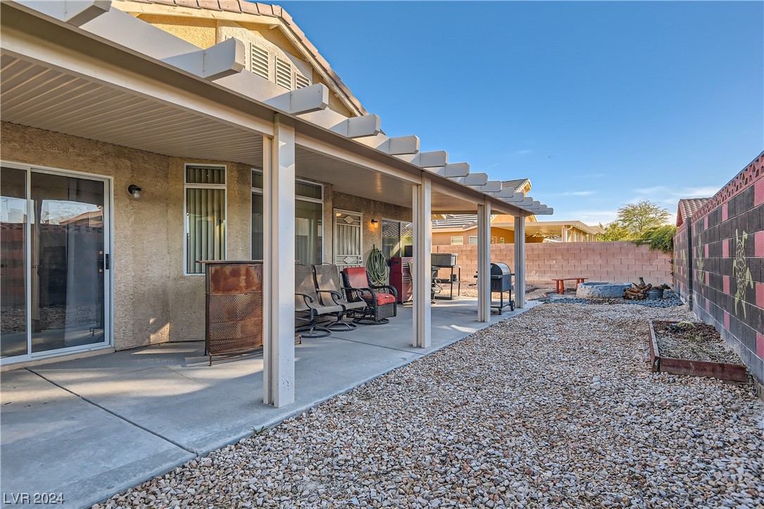 4513 Colonial Canyon Street