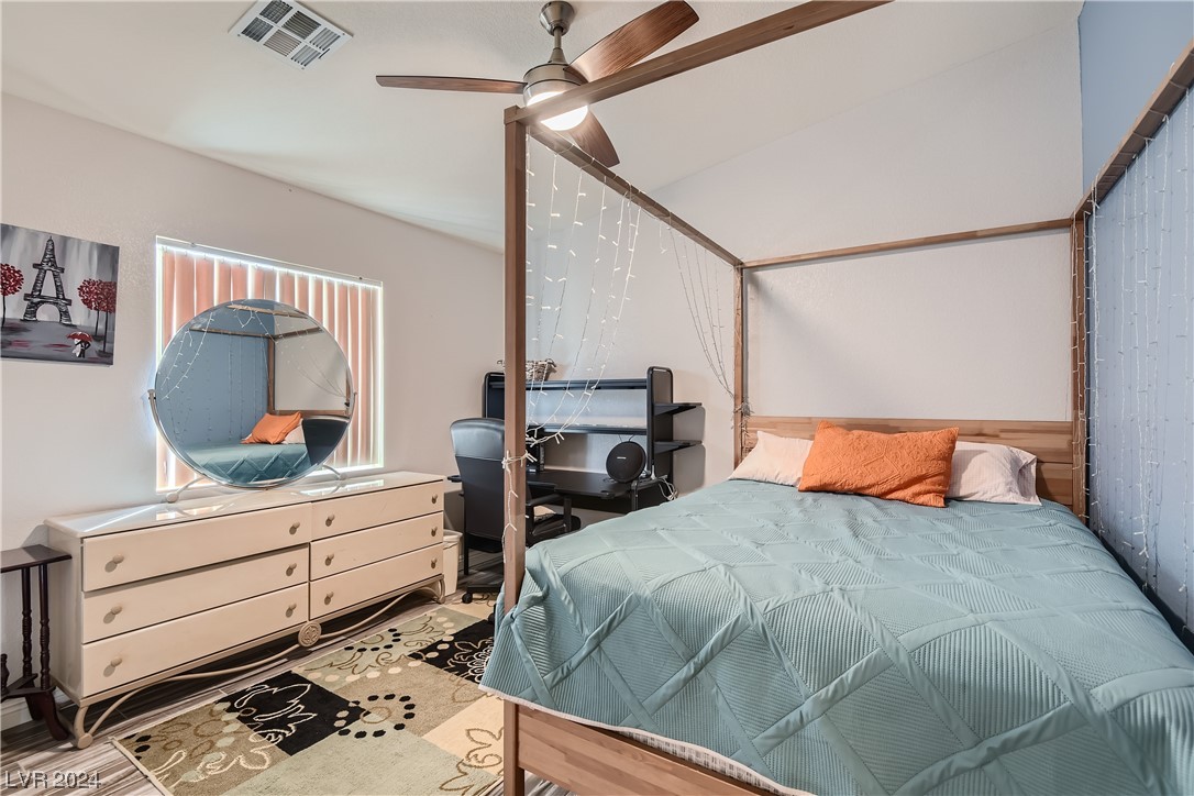 4513 Colonial Canyon Street