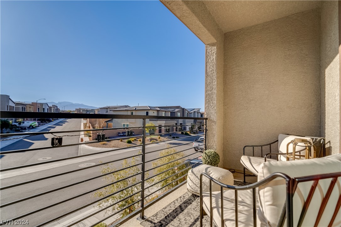 8818 Sasquatch Run Avenue