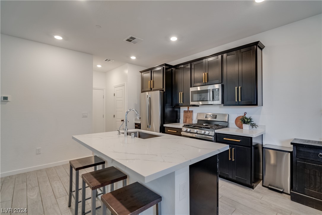 8818 Sasquatch Run Avenue