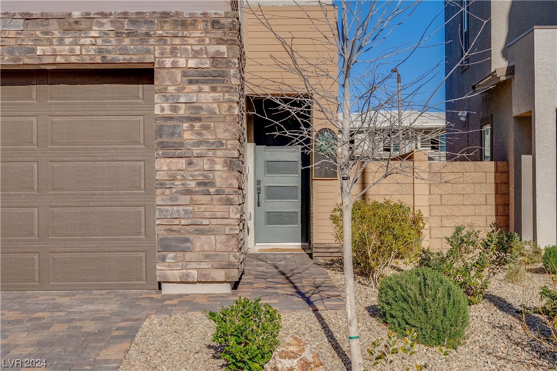 8818 Sasquatch Run Avenue