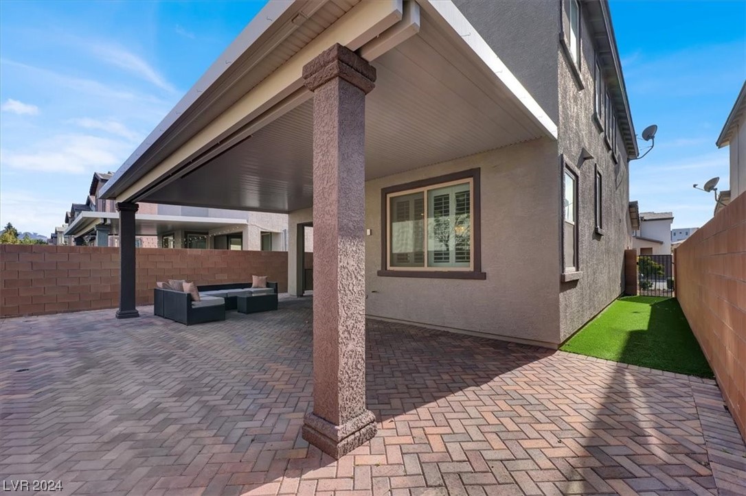 880 Lotus Falls Street