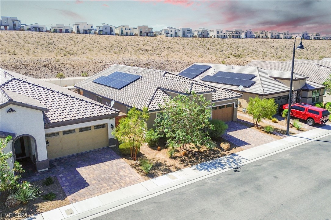 2633 Cooper Gallery Street