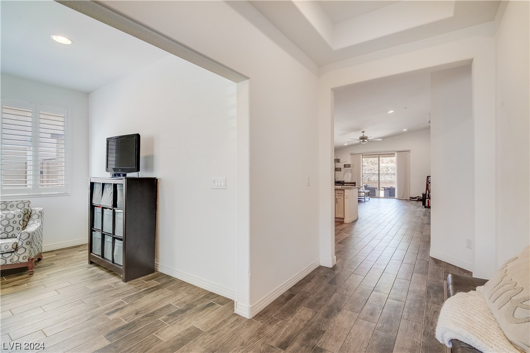 2633 Cooper Gallery Street