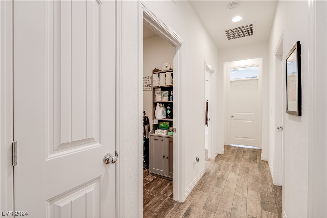 2633 Cooper Gallery Street