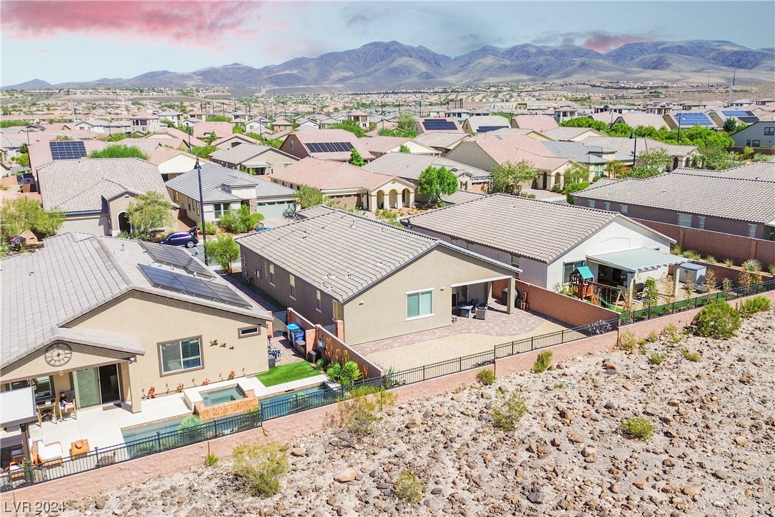 2633 Cooper Gallery Street