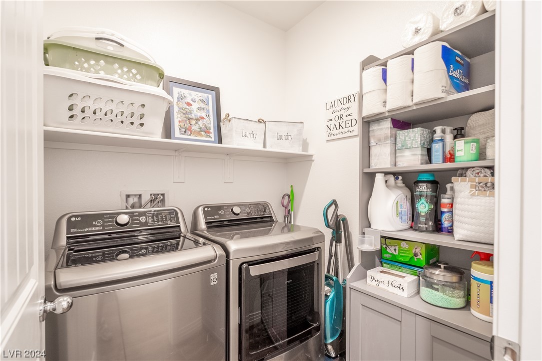 2633 Cooper Gallery Street