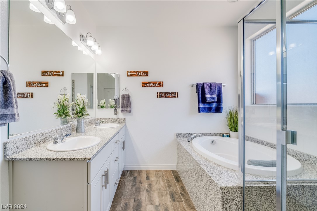 2633 Cooper Gallery Street