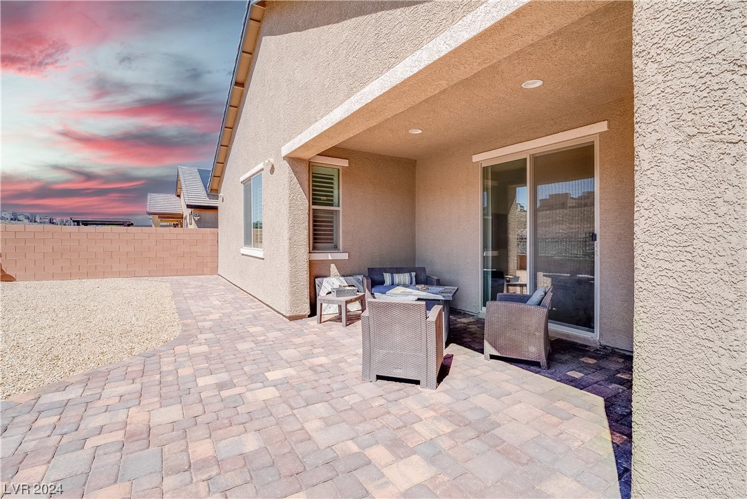 2633 Cooper Gallery Street