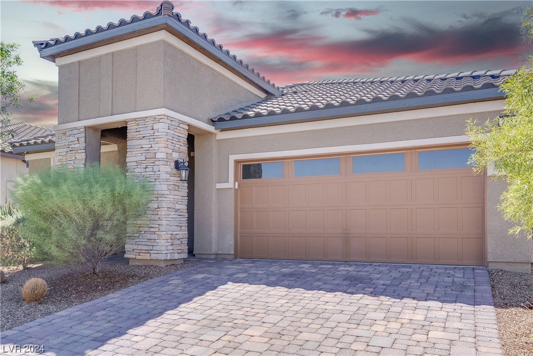 2633 Cooper Gallery Street