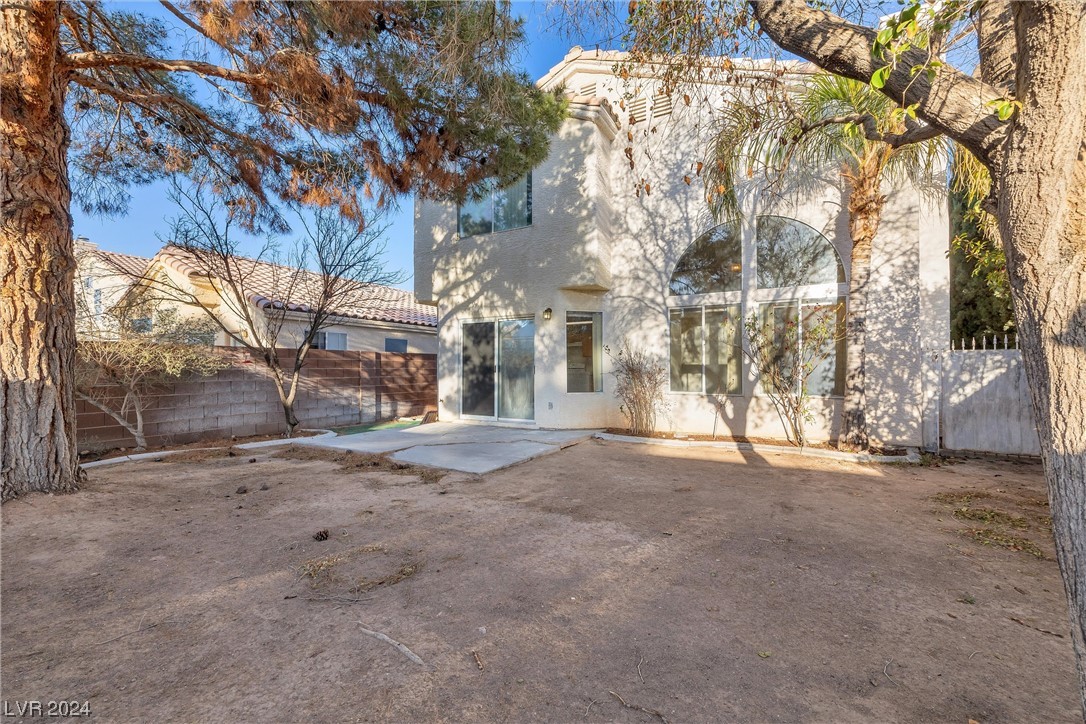 1729 Navajo Lake Way