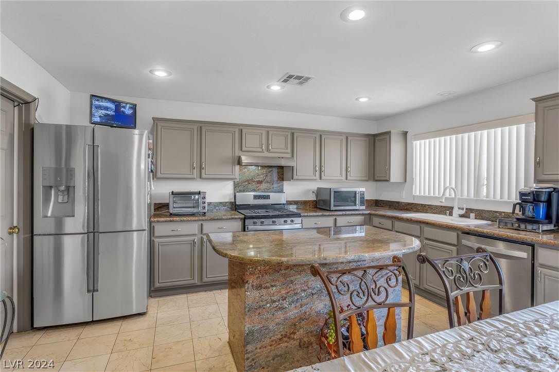 3412 Famiglia Drive