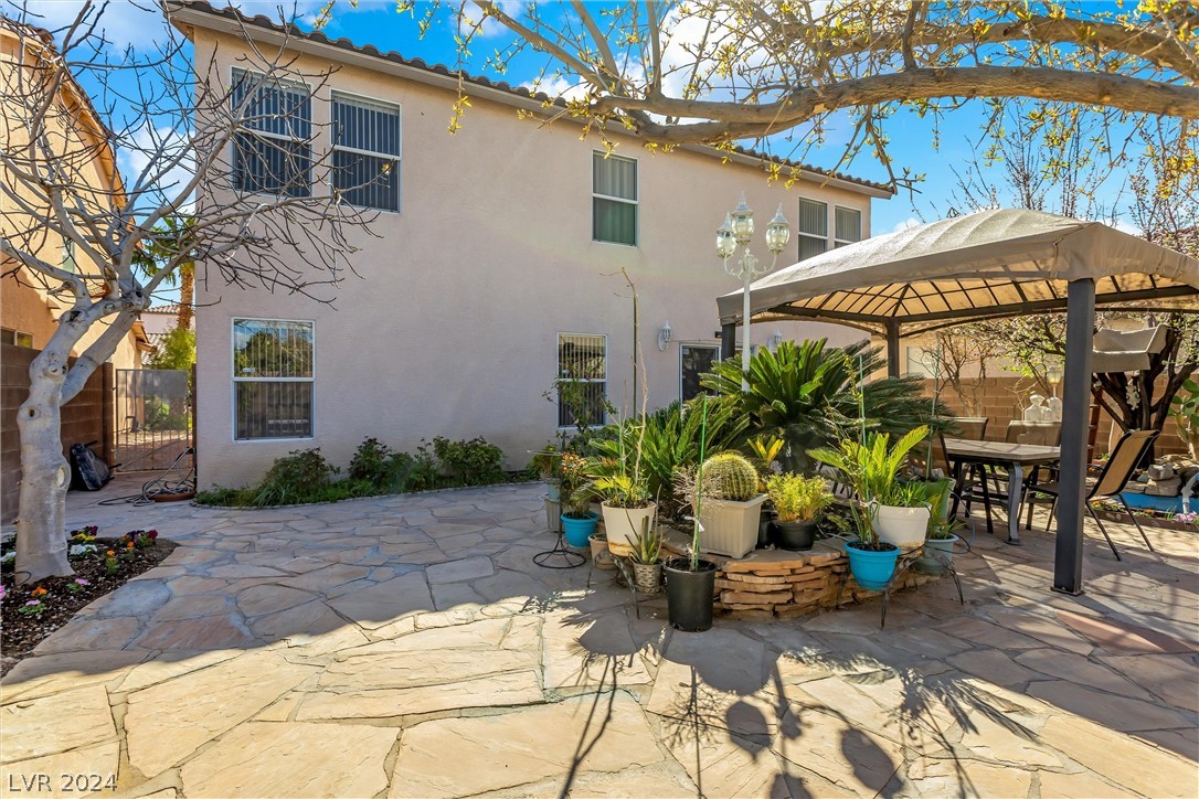 3412 Famiglia Drive