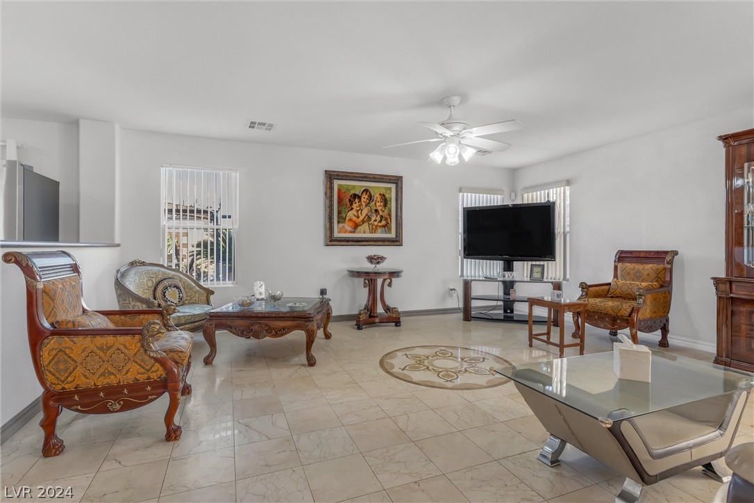 3412 Famiglia Drive