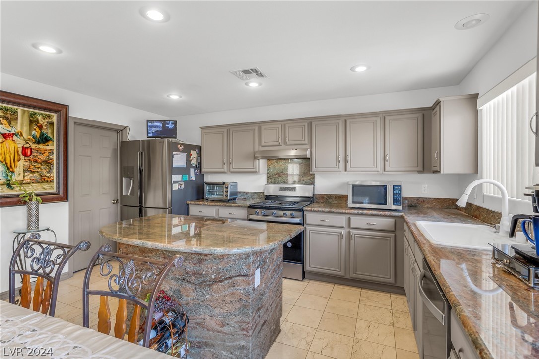 3412 Famiglia Drive