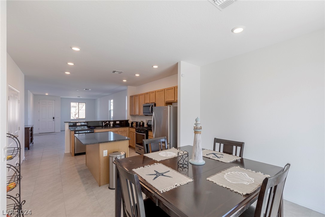 2235 Taylor Ranch Avenue