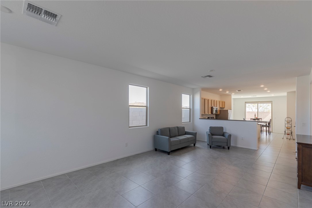 2235 Taylor Ranch Avenue