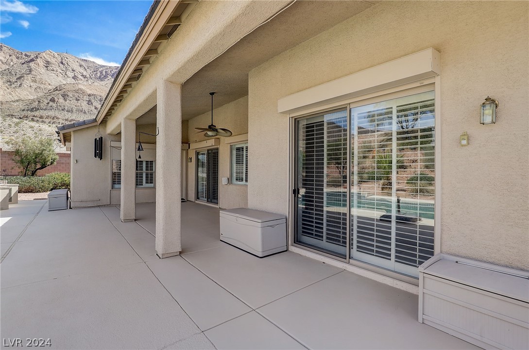 7092 Valley Nails Lane