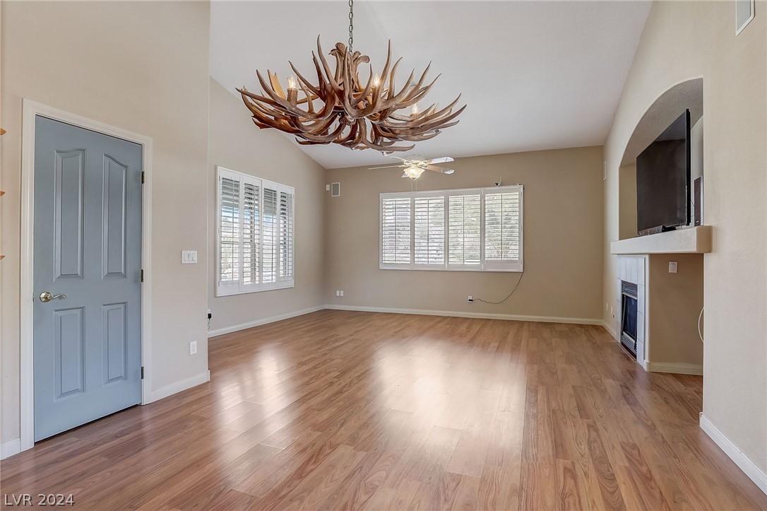 7092 Valley Nails Lane