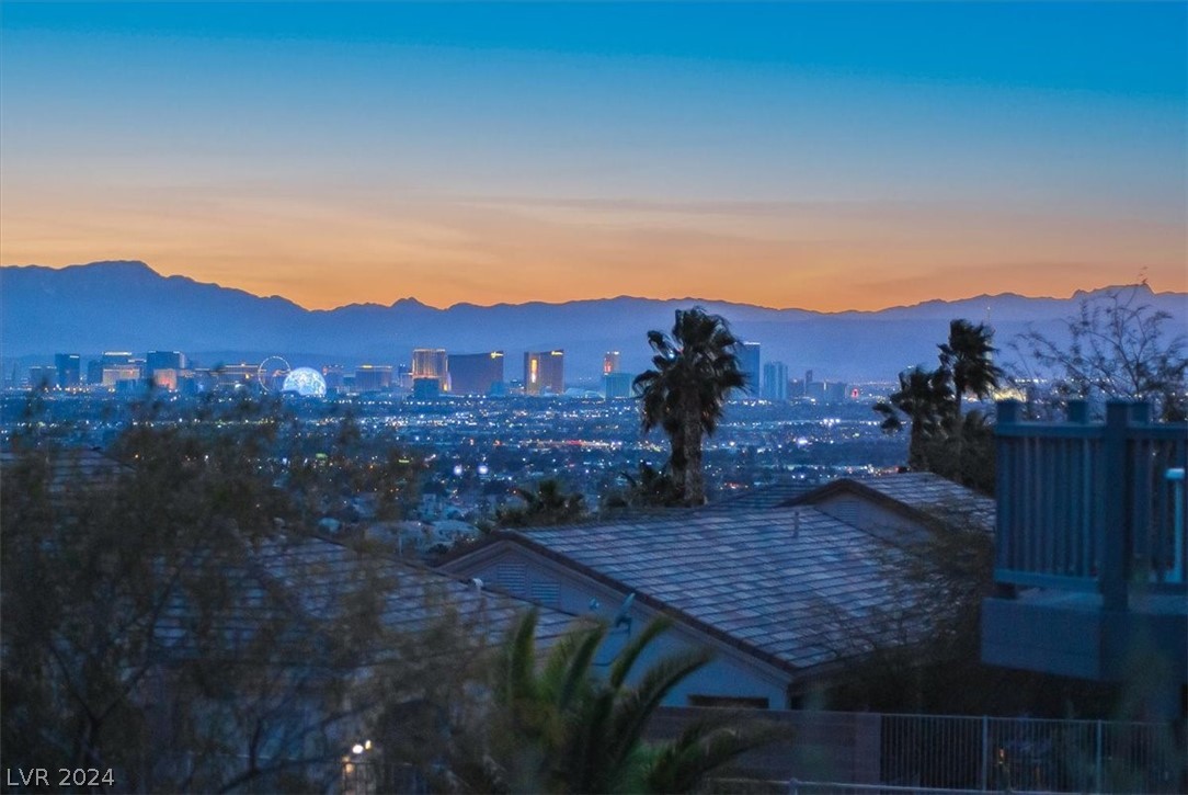 7092 Valley Nails Lane