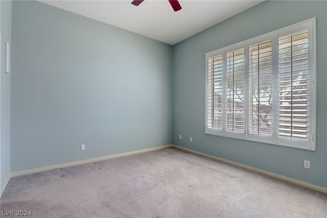 7092 Valley Nails Lane